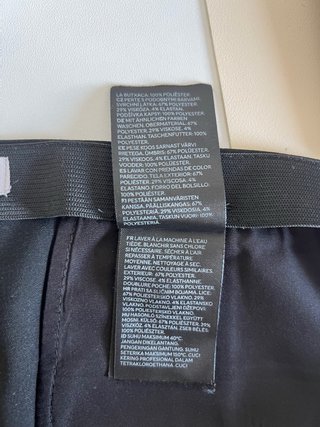 Pantalón de pinzas negro talla 40