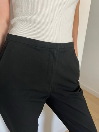 Pantalón de pinzas negro talla 40