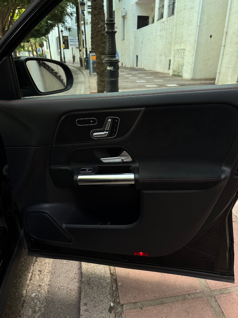 Mercedes-Benz GLA 200 D 2.0 2021, foto 10