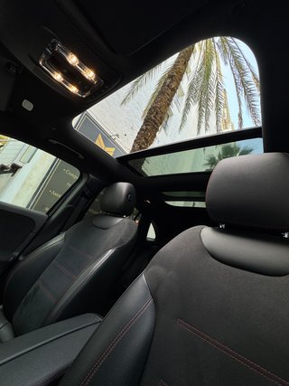 Mercedes-Benz GLA GLA 200 D