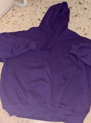 Sudaderas de mujer con diseños. Buen estado.