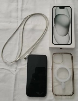 iPhone 15