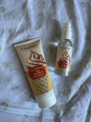Profumo e bagnodoccia al caramello