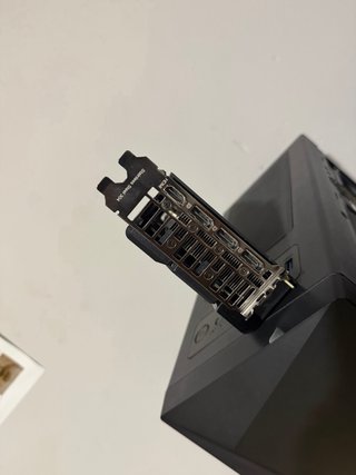RTX 4060 Ti 8GB ASUS