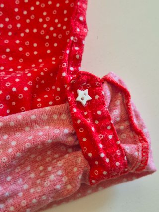 Pantalón pijama rojo con puntos blancos
