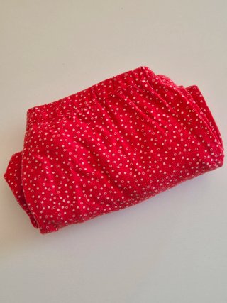 Pantalón pijama rojo con puntos blancos