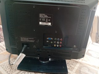 Televisión Sharp TDT HD18 con HDMI Mando original