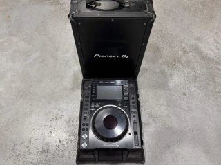 Pioneer DJ CDJ-2000NXS2 + Flightcase