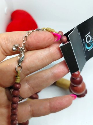 Collar de cuentas de madera