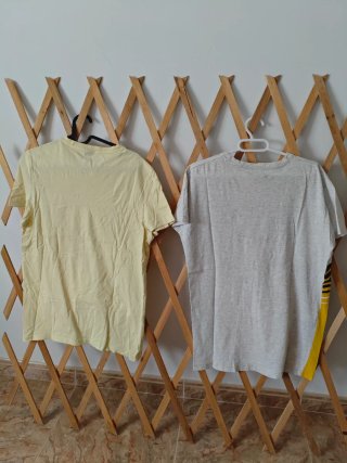 2 Camisetas Hombre Gris y Amarilla