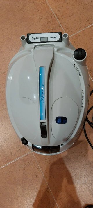 Maquina vaporeta profesional como nueva.