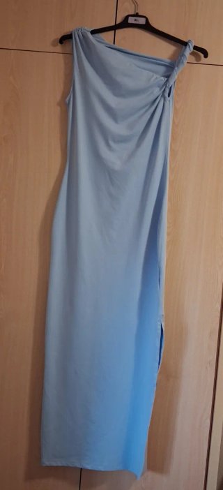 Vestido largo asimétrico azul celeste Talla S
