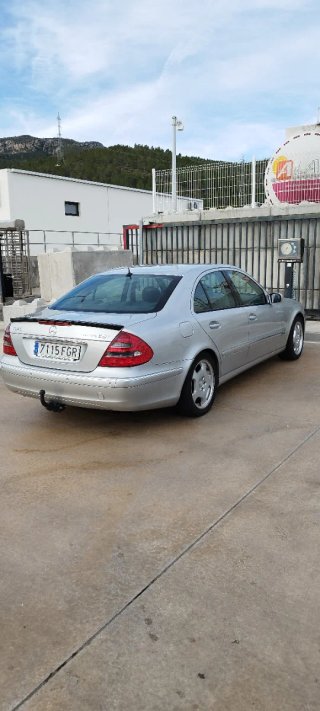 Mercedes-Benz Clase E 2003