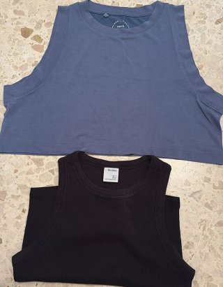 Tops y camisetas de mujer manga corta y tiirantes.