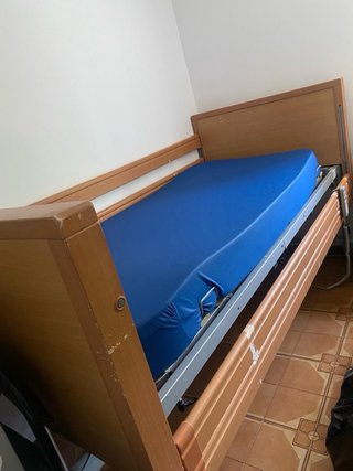 Cama articulada individual con colchón