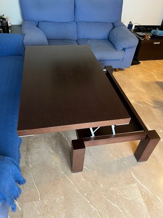 Mesa de centro elevable de madera