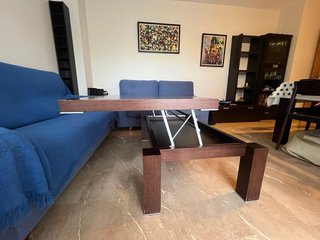 Mesa de centro elevable de madera