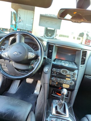 Infiniti QX70 2015