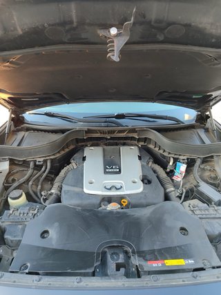 Infiniti QX70 2015