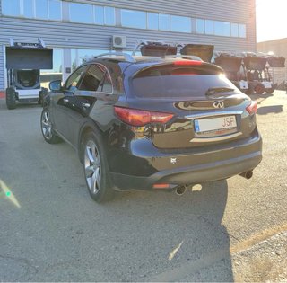 Infiniti QX70 2015