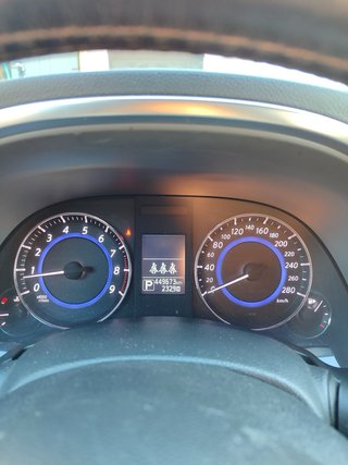 Infiniti QX70 2015