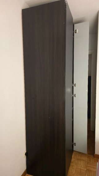 Armario marrón y blanco 236x60x75
