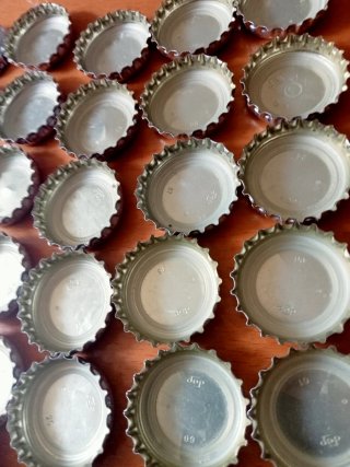 100 Tappi a Corona Acqua Monticchio argentato