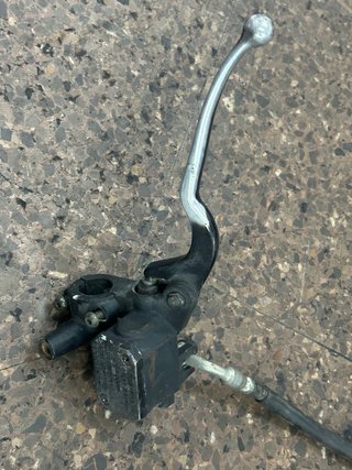 Pinza de freno trasera Yamaha X-Max