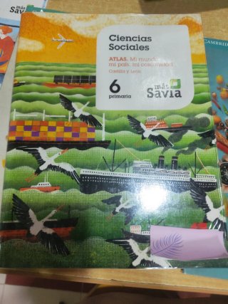 Libro de Ciencias sociales 6°primaria y Atlas