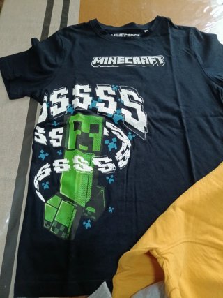 Lote 3 camisetas niño (Minecraft, Among Us)