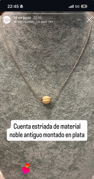 Gargantilla de plata con cuenta estriada