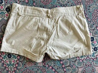 Shorts sartoriali vita alta bianchi