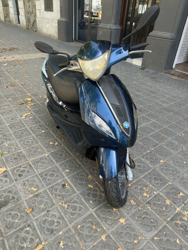Piaggio Fly 50 4t 4v Azul/Blanco