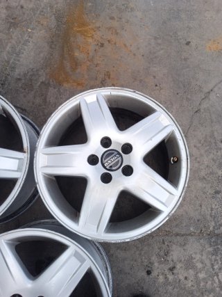 Llanta Volvo S60 16