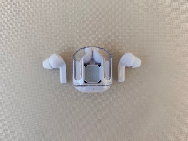 Auriculares inalámbricos TWS con estuche - Blancos