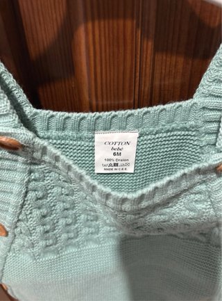 Conjunto rebeca y peto tejido bebé Talla 6 meses
