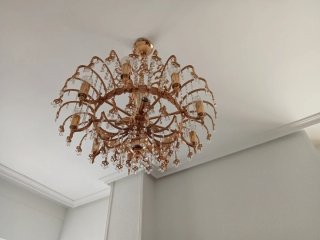 Lámparas de lágrimas doradas y cristal