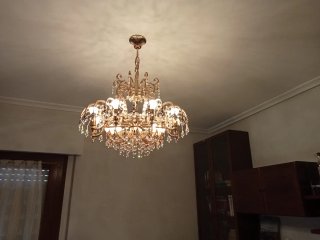 Lámparas de lágrimas doradas y cristal