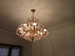 Lámparas de lágrimas doradas y cristal