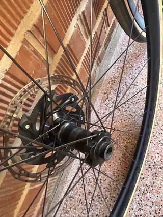 Ruedas Bontrager Aeolus PRO 37 TLR Disco Carbono