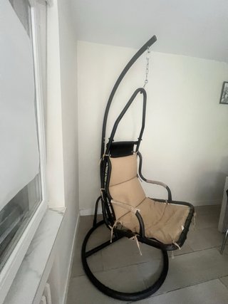 Silla Colgante Balancín Beige y Negra