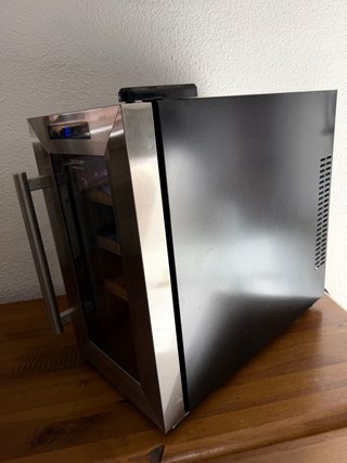 Vinoteca Cecotec GrandSommelier 830