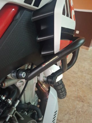 Aprilia Tuareg 660 Dakar Podium