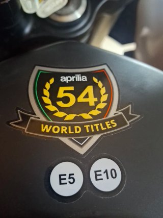 Aprilia Tuareg 660 Dakar Podium