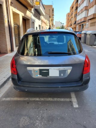 Peugeot 308 SW 2011