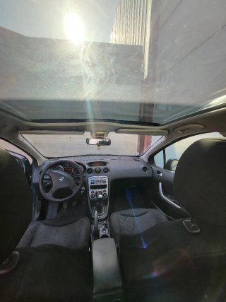 Peugeot 308 SW 2011