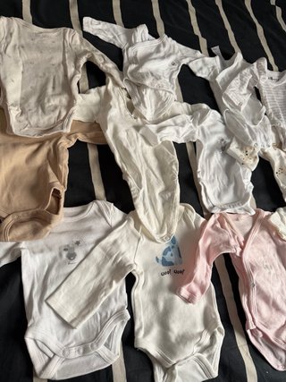 Lote Bodys Bebé Niña
