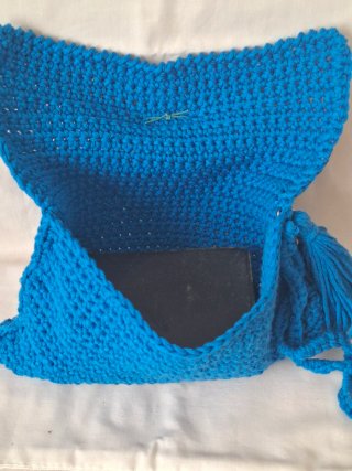 Bolso de mano azul con adorno 27x15 cm