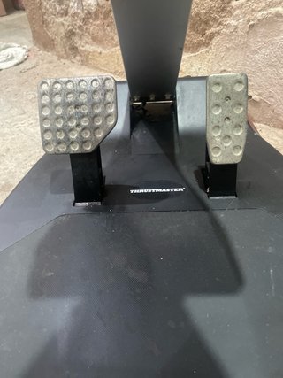 Volante Ferrari GT Cockpit Thrustmaster Inalámbric