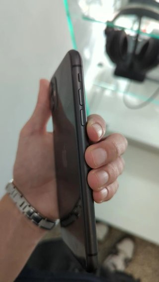 iPhone 11 64GB Reacondicionado Negro